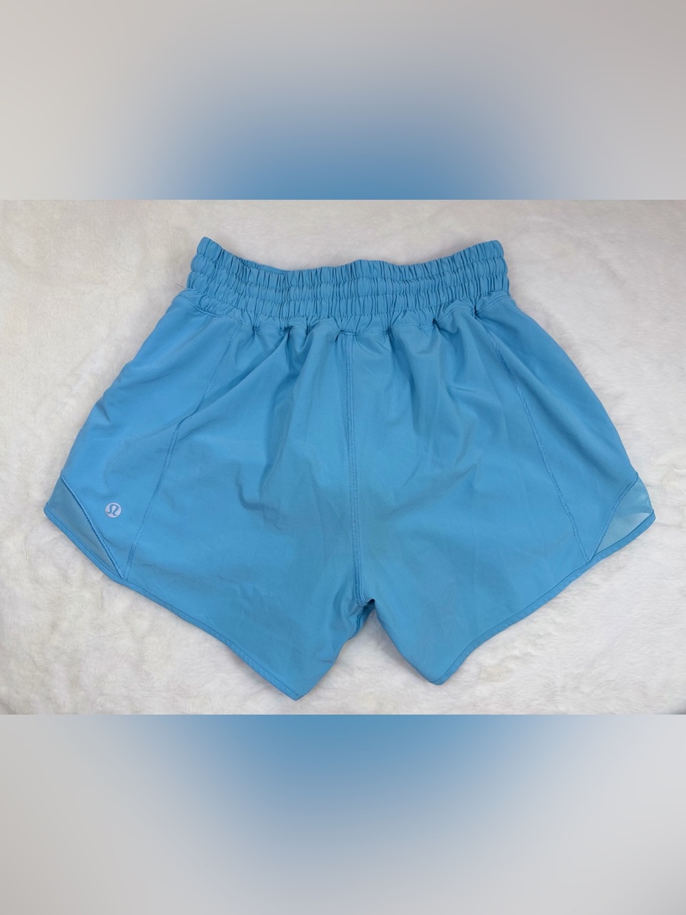 Lululemon Tracker Short V 4” Women Size 4 Gatsby Blue Running Athletic Shorts